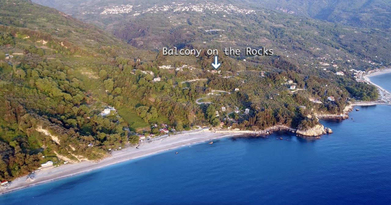 הוילה Agioi Saranta Balcony On The Rocks מראה חיצוני תמונה